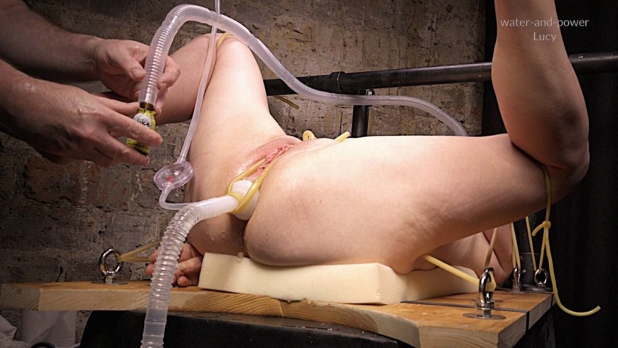 Мед фетиш Asian nurse enema Volume 309