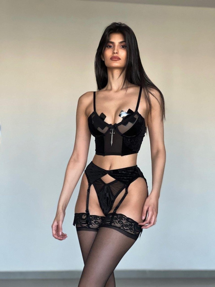 Yael Aris