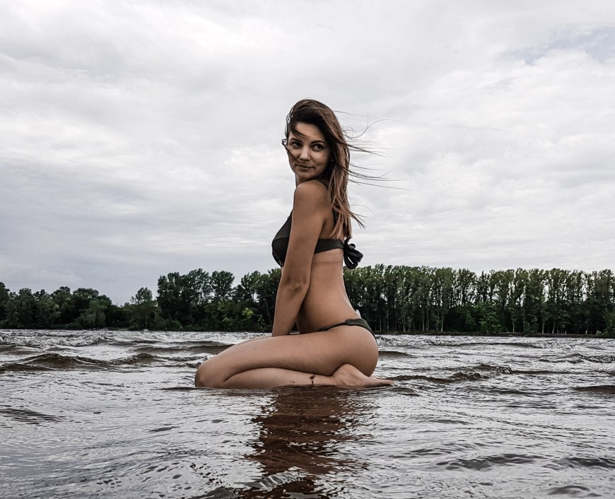 Анна Абрамова голая