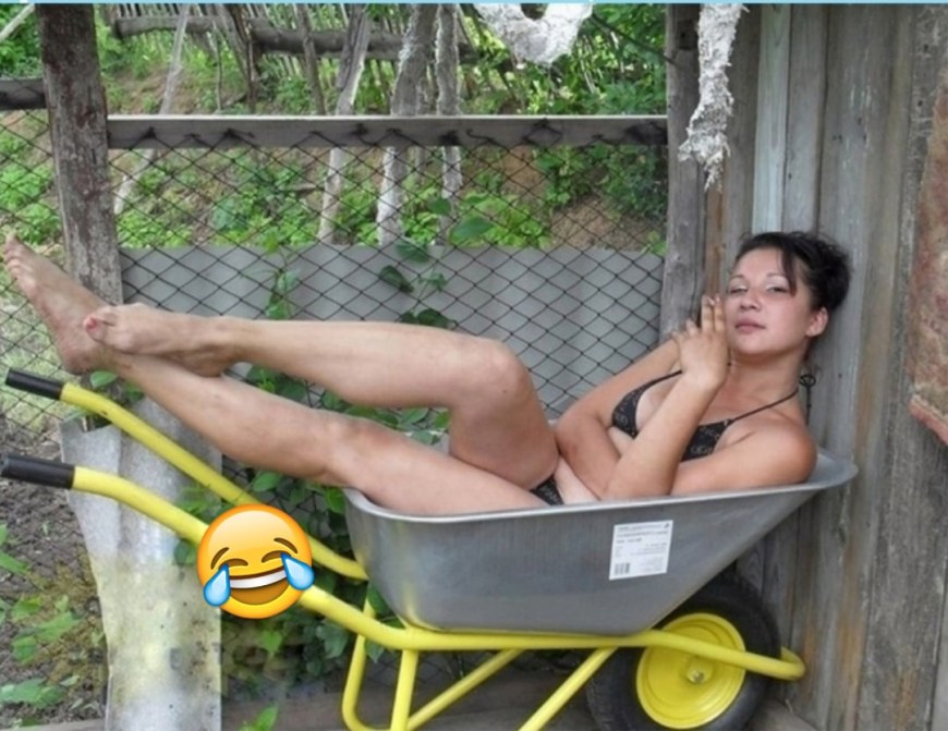 Бабы на даче