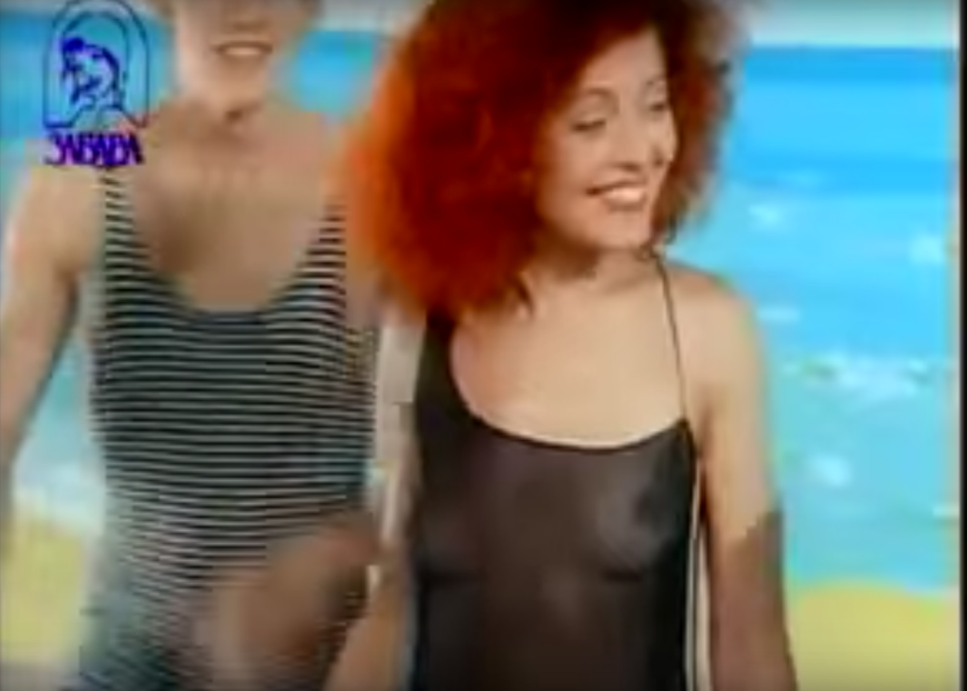 Анжелика Варум в купальнике