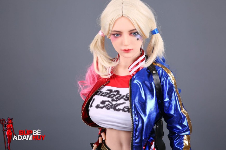 Quinn Dolls try Haul